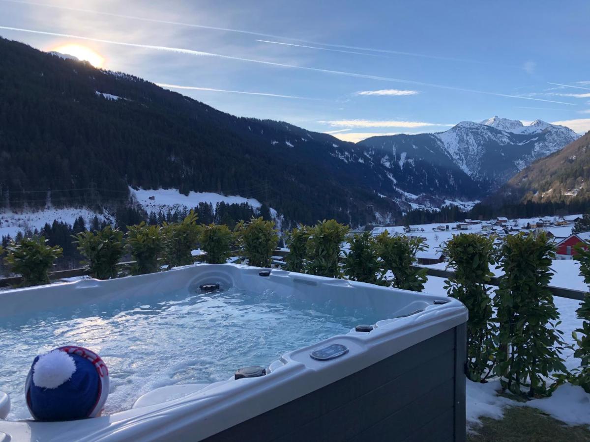 Alpenburg Luxury Apartments Wald am Arlberg Buitenkant foto