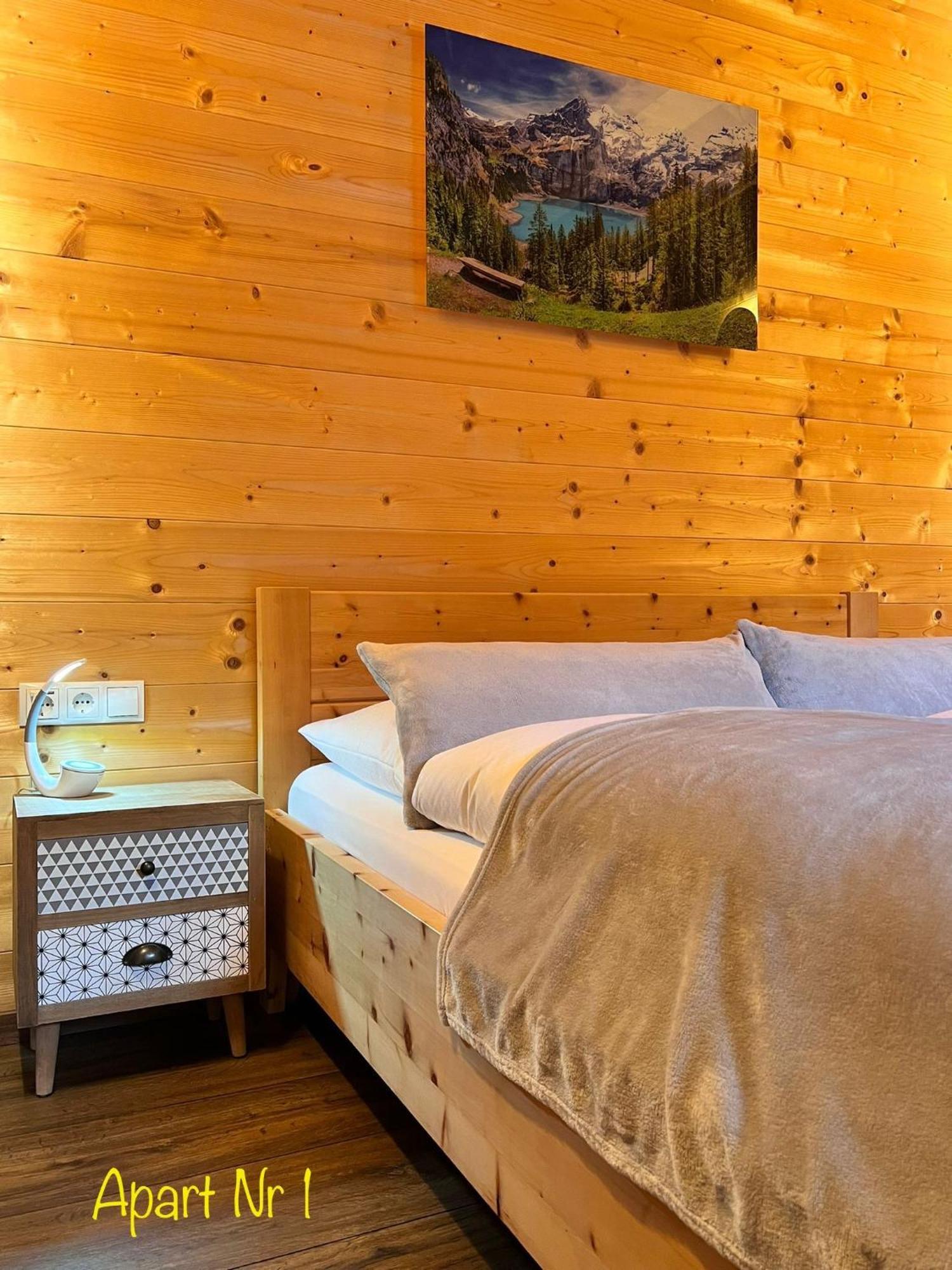 Alpenburg Luxury Apartments Wald am Arlberg Buitenkant foto
