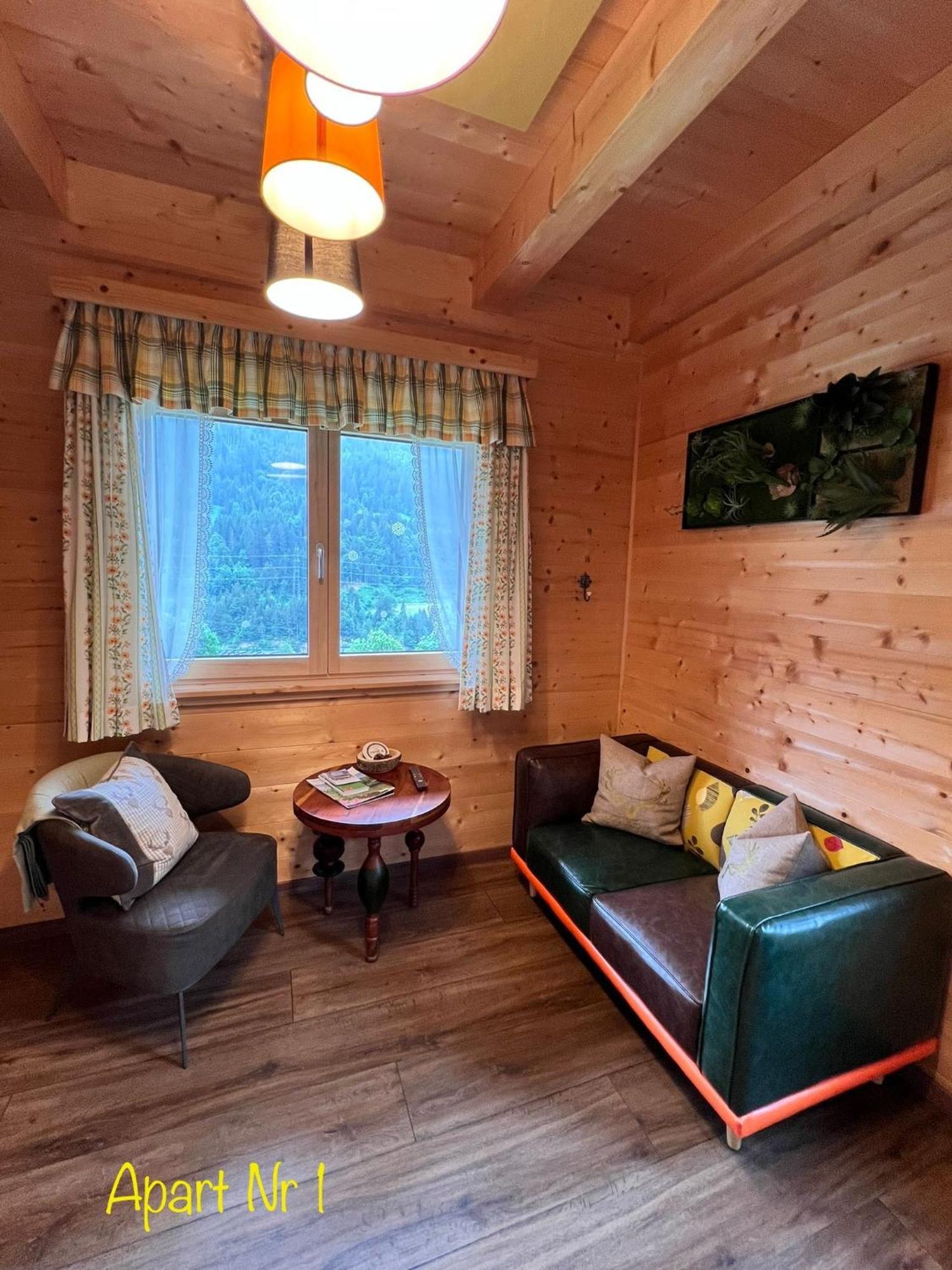 Alpenburg Luxury Apartments Wald am Arlberg Buitenkant foto