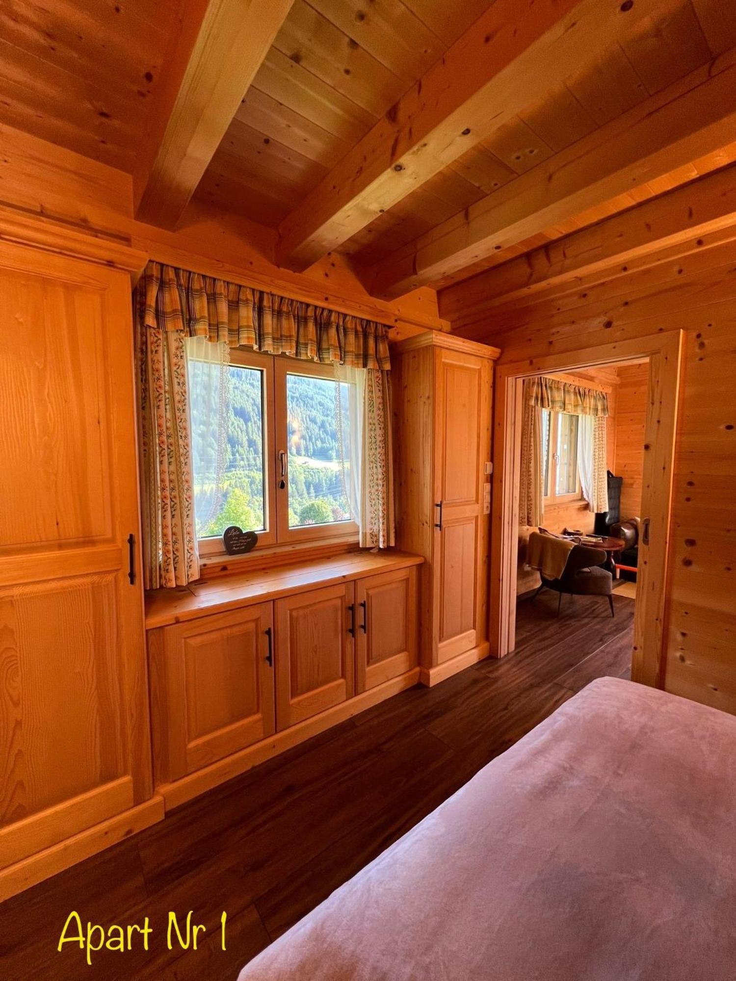 Alpenburg Luxury Apartments Wald am Arlberg Buitenkant foto