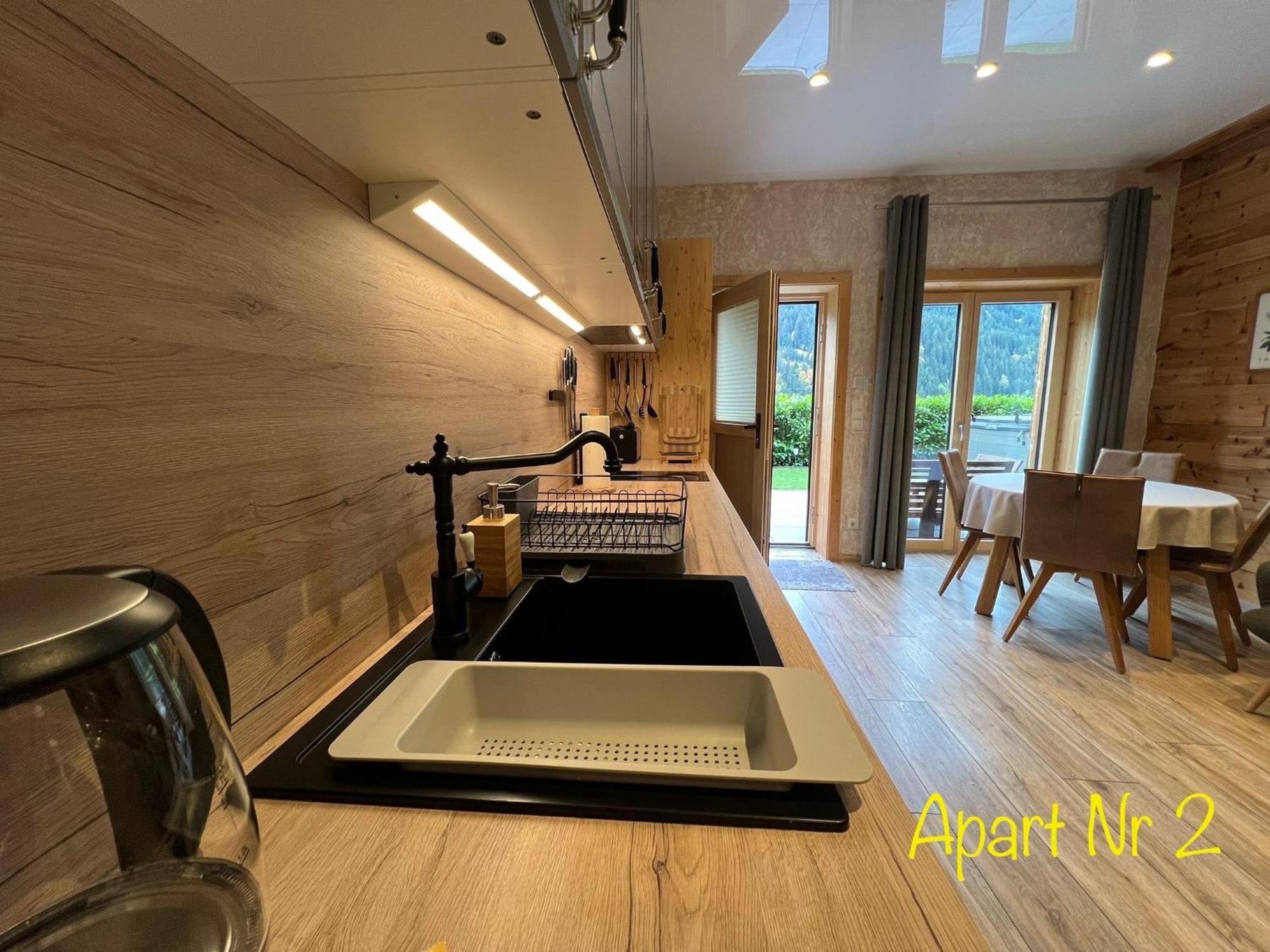 Alpenburg Luxury Apartments Wald am Arlberg Buitenkant foto