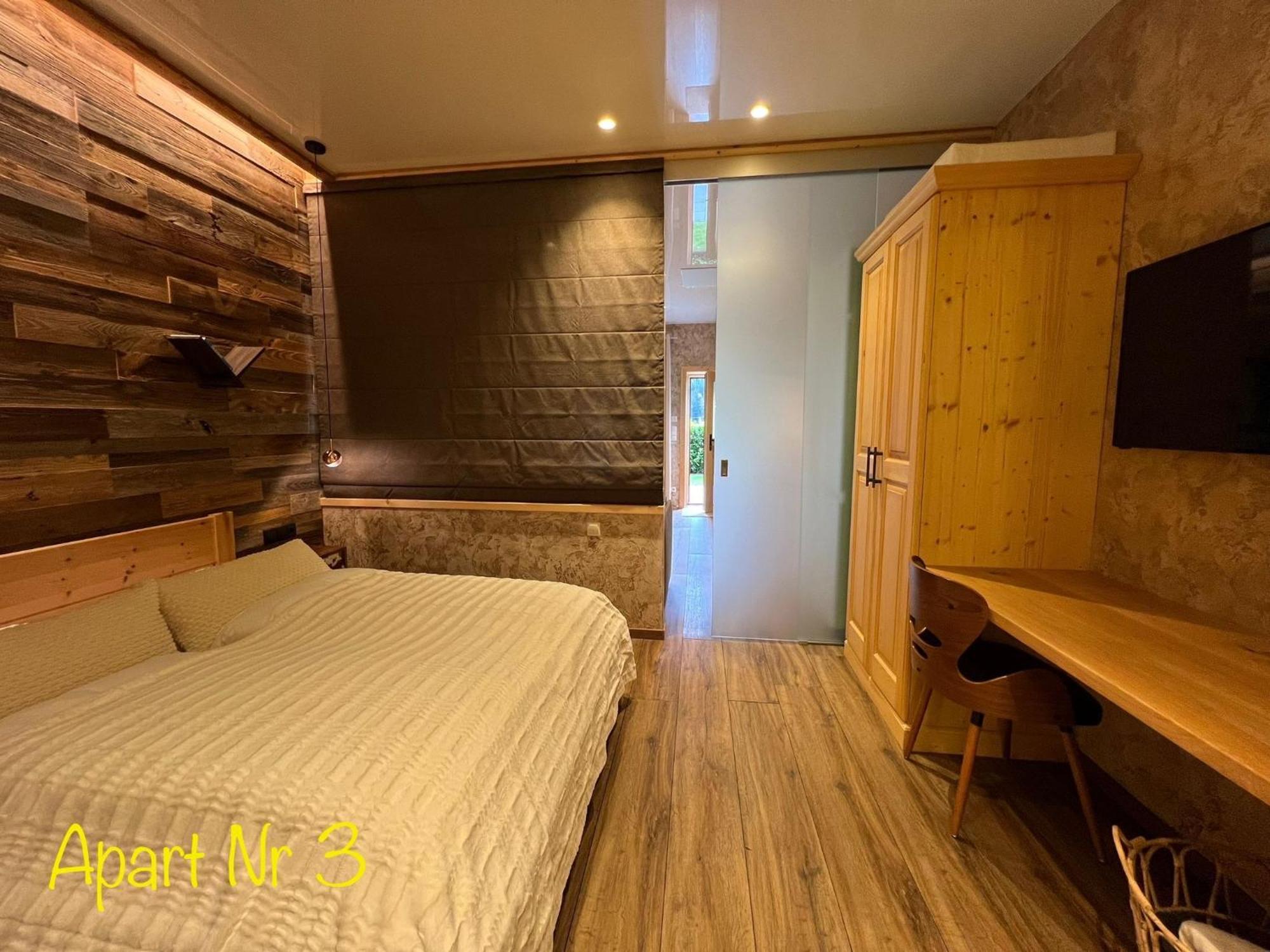 Alpenburg Luxury Apartments Wald am Arlberg Buitenkant foto